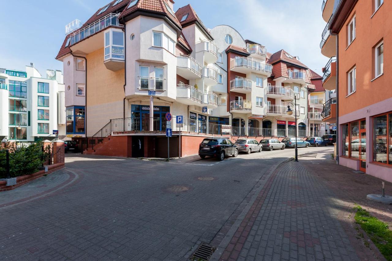 Port Kolobrzeg Cicha Street By Jantar Apartamenty Kołobrzeg Exterior foto