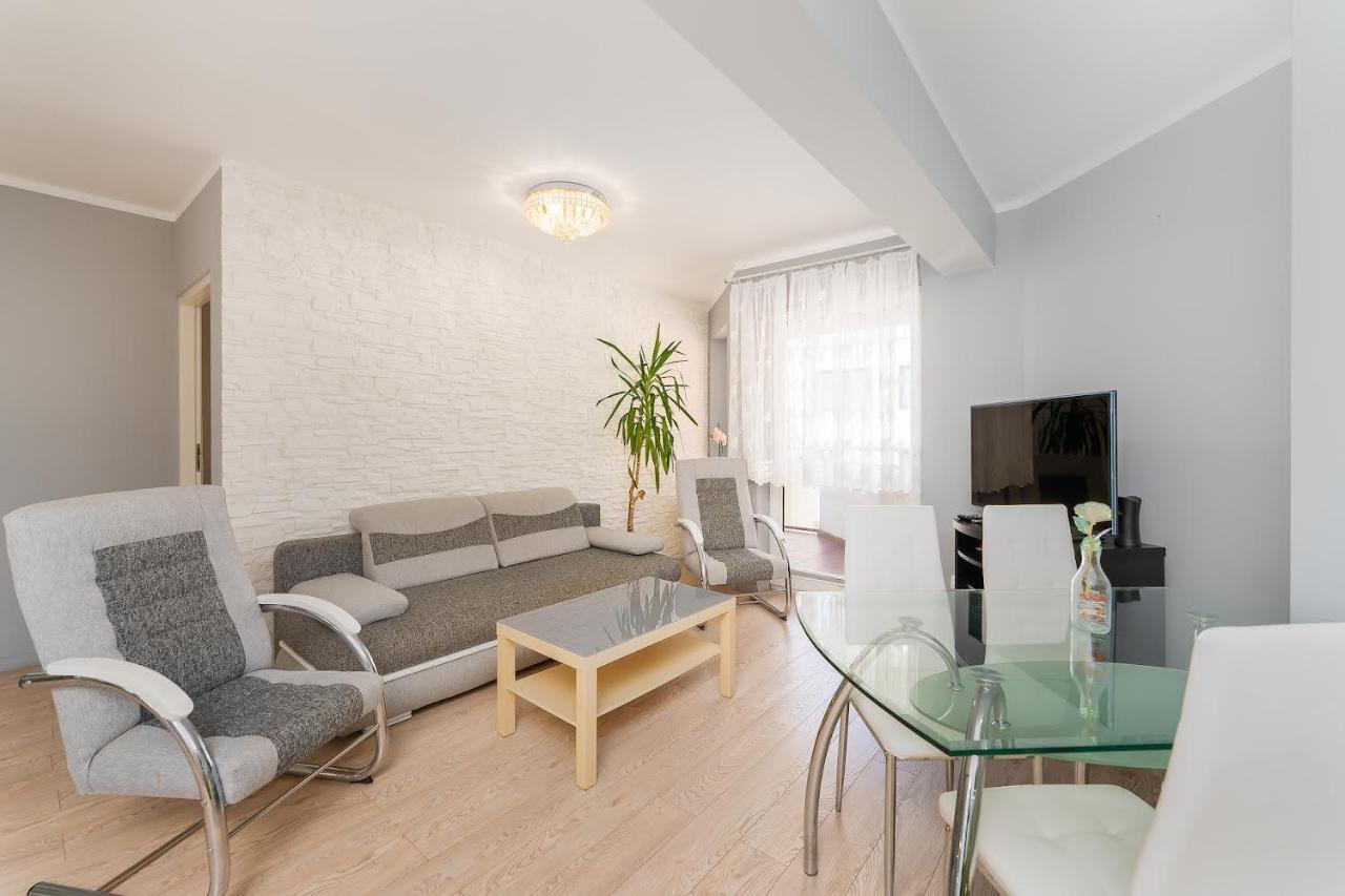Port Kolobrzeg Cicha Street By Jantar Apartamenty Kołobrzeg Exterior foto